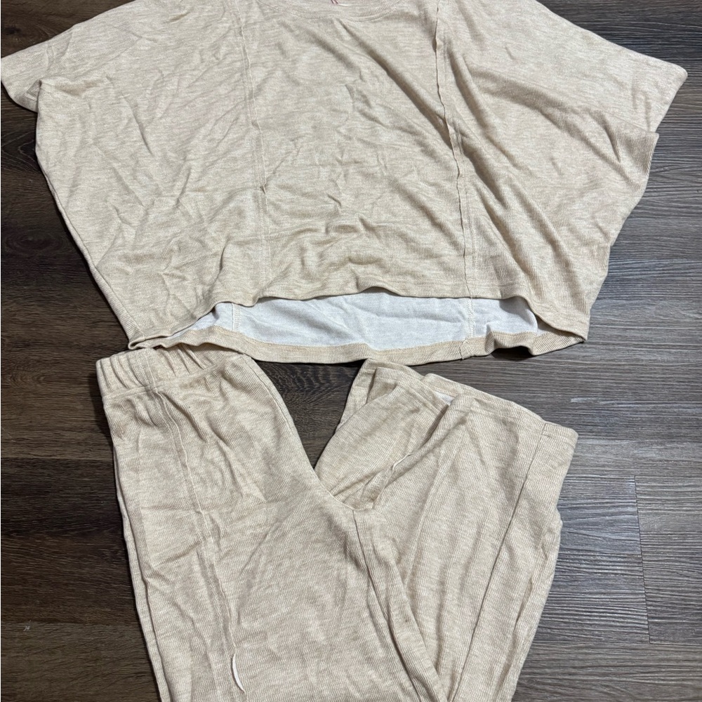Umgee Tan Lounge Set